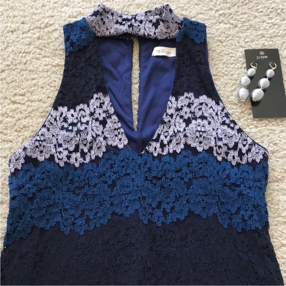 Lace, Choker Neckline A Line Dress - Picture 4 of 7